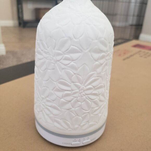 Bluzen Oil Diffuser   - Picture 5 of 7